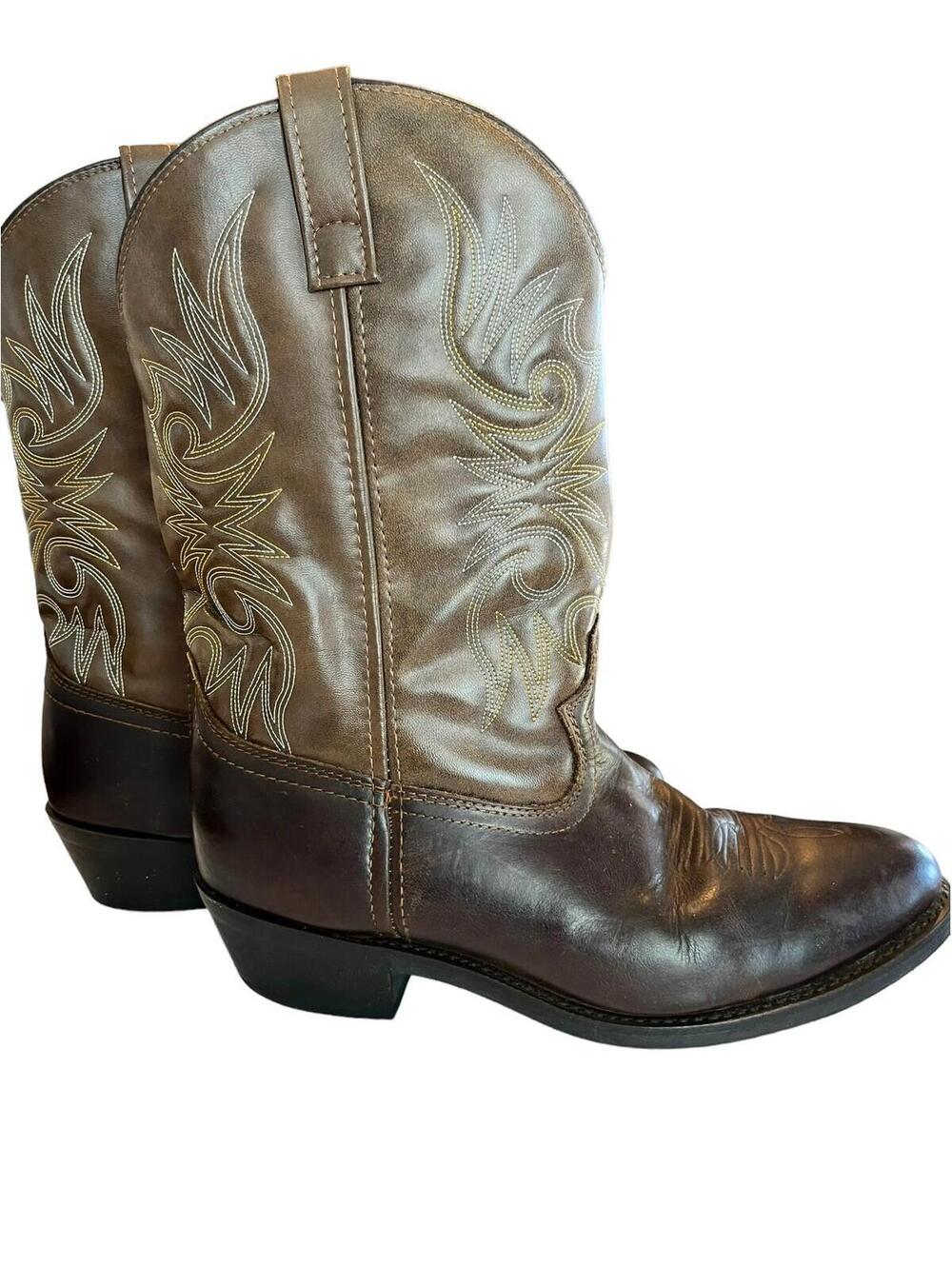 Laredo Boots Cowboy Paris Round Toe Mens Brown Western Boots Size 10 1/2 EW